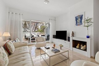 Piso en venta en Nagüeles Alto en Marbella