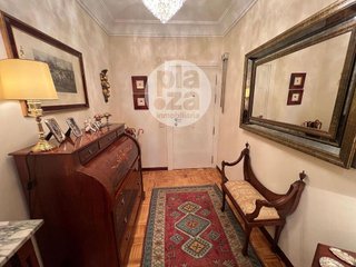 Piso en venta en Plaza España - Villa Pilar - Reyes Católicos - Vadillos en Burgos