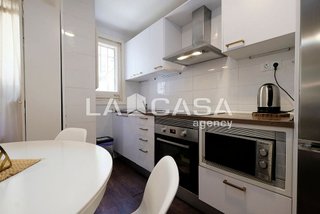 Piso en venta en Montbau en Barcelona