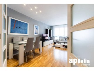 Casa en venta en Creu Alta en Sabadell