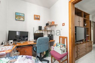 Piso en venta en Fondo en Santa Coloma de Gramanet