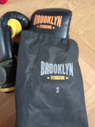 Guantes de Boxeo Brooklyn Fitboxing Negros y Amari