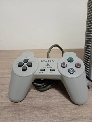 Consola Sony PlayStation 1 PS1 Gris (54)