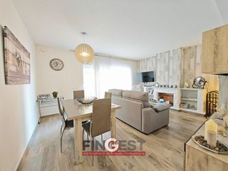 Casa adosada en venta en Els Pins en Blanes