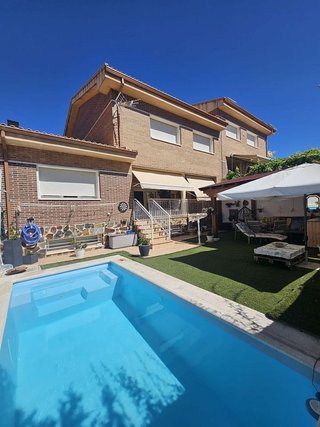 Casa pareada en venta en Los Valles-San Vazquez-El Fuerte en Guadalajara