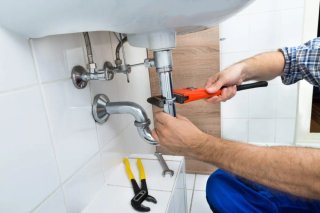 FONTANERO ECONÓMICO DESATASCOS RÁPIDO Y  CISTERNAS