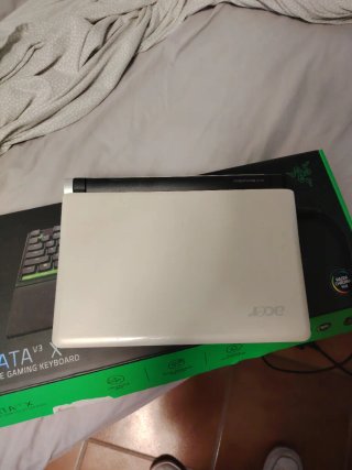 Acer Aspire One per parti