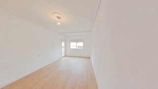Piso en venta en Campoamor en Alicante