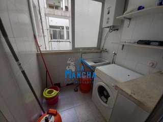 Piso en venta en Hospital - Parque sur en Albacete