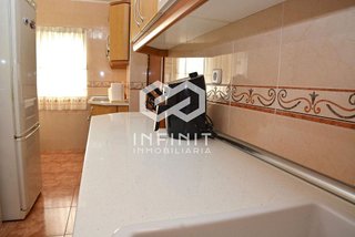 Piso en venta en Reyes Católicos en Alcalá de Henares