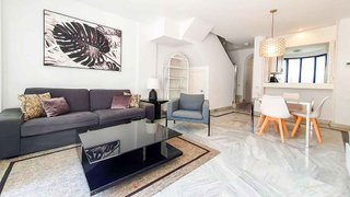 Piso en venta en Playa de la Fontanilla en Marbella