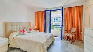 Piso en venta en Playa de la Fontanilla en Marbella