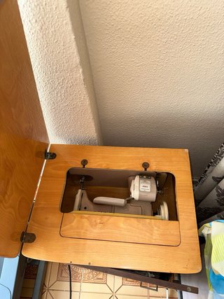 Máquina de coser antigua Singer