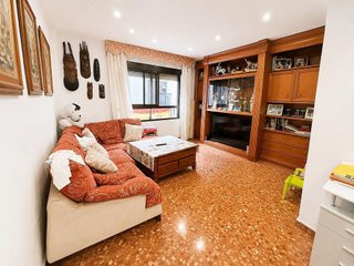 Piso en venta en El Grau en Valencia