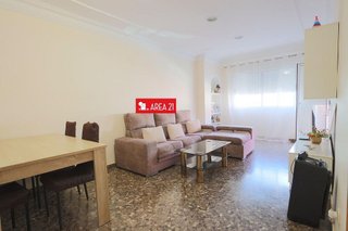 Piso en venta en Núcleo Urbano en Pobla de Vallbona (la)