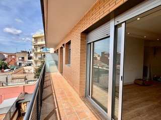Piso en venta en Gràcia en Sabadell
