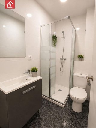 Piso en venta en Creu de Barberà en Sabadell