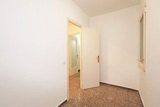 Piso en venta en Sants en Barcelona