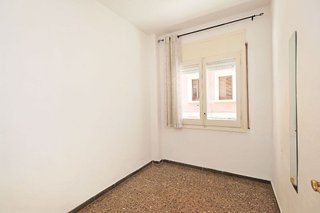 Piso en venta en Sants en Barcelona