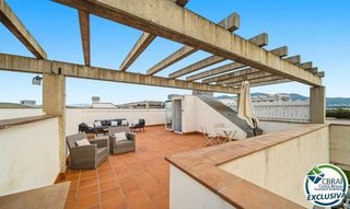 Ático en venta en Santa Margarida en Roses