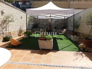 Casa adosada en venta en Los Olivos - Los Ángeles - Perales del río en Getafe