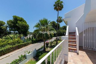 Casa adosada en venta en Los Naranjos - Las Brisas en Marbella