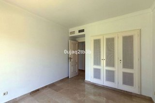 Casa adosada en venta en Los Naranjos - Las Brisas en Marbella