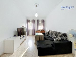 Casa adosada en venta en Bellavista en Sevilla