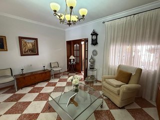 Casa adosada en venta en Centro - Doña Mercedes en Dos Hermanas