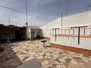 Casa adosada en venta en Centro - Doña Mercedes en Dos Hermanas