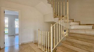 Casa pareada en venta en Nueva Andalucía centro en Marbella