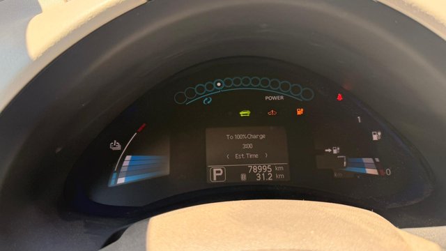 Nissan Leaf 2012
