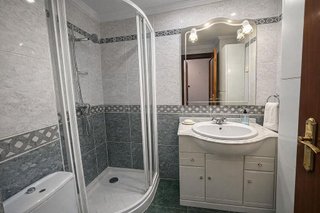 Piso en venta en Puerta Blanca en Málaga