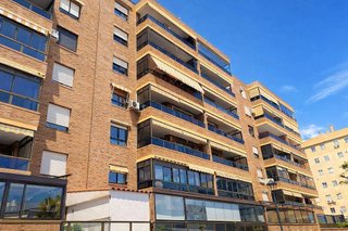 Piso en venta en Puerta Blanca en Málaga