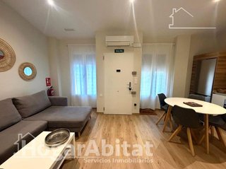 Piso en venta en La Malva-rosa en Valencia