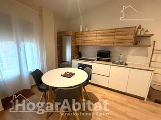 Piso en venta en La Malva-rosa en Valencia