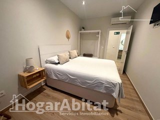Piso en venta en La Malva-rosa en Valencia
