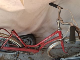 Bicicleta BH Clásica Roja