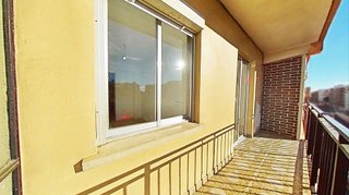 Piso en venta en Benicalap en Valencia