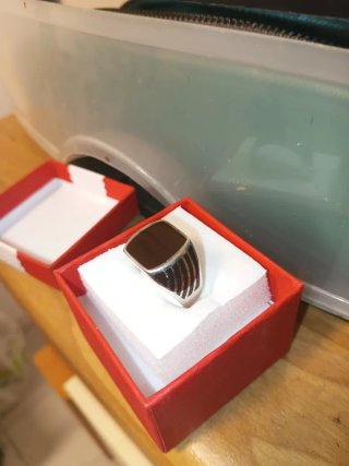 Anillo Plata Acero con caja 50€ los compramos
