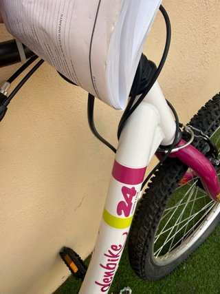 Bicicleta infantil Denbike blanca y morada