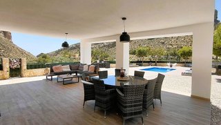 Chalet en venta en Crevillent