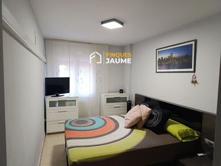 Piso en venta en Joc de la Bola - Camps d'Esports - Ciutat Jardí - Montcada en Lleida