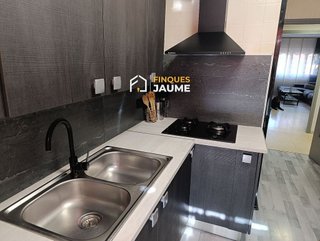 Piso en venta en Joc de la Bola - Camps d'Esports - Ciutat Jardí - Montcada en Lleida