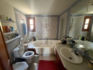 Casa en venta en Nagüeles Alto en Marbella
