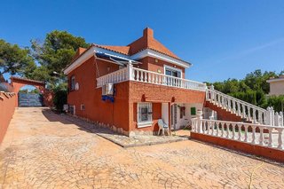 Chalet en venta en Los Balcones - Los Altos del Edén en Torrevieja
