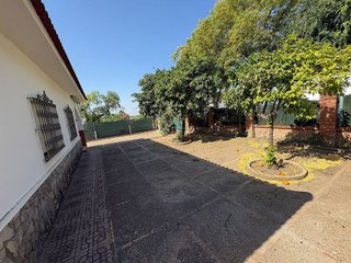 Chalet en venta en Sanlúcar la Mayor