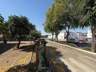 Chalet en venta en Sanlúcar la Mayor