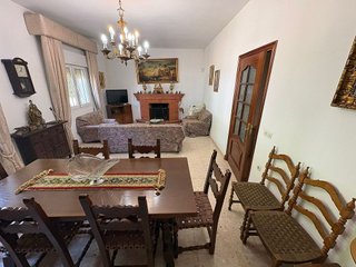 Chalet en venta en Sanlúcar la Mayor