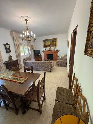 Chalet en venta en Sanlúcar la Mayor
